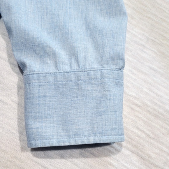 Banana Republic Classic Button Dress Shirt Light Blue Cotton Wool Men Large - Picture 8 of 8